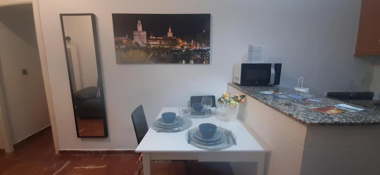 Apartamento Descalzos Apartment Seville Luaran gambar