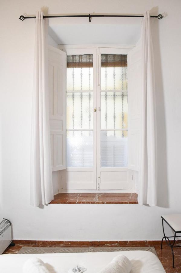 Apartamento Descalzos Apartment Seville Luaran gambar