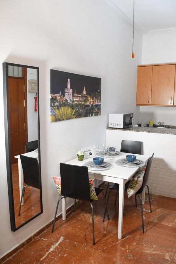 Apartamento Descalzos Apartment Seville Luaran gambar