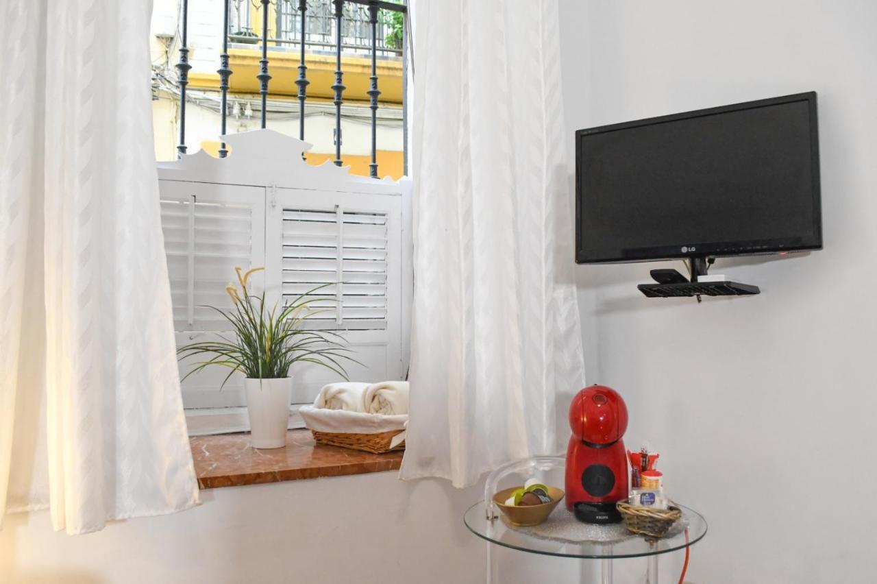 Apartamento Descalzos Apartment Seville Luaran gambar